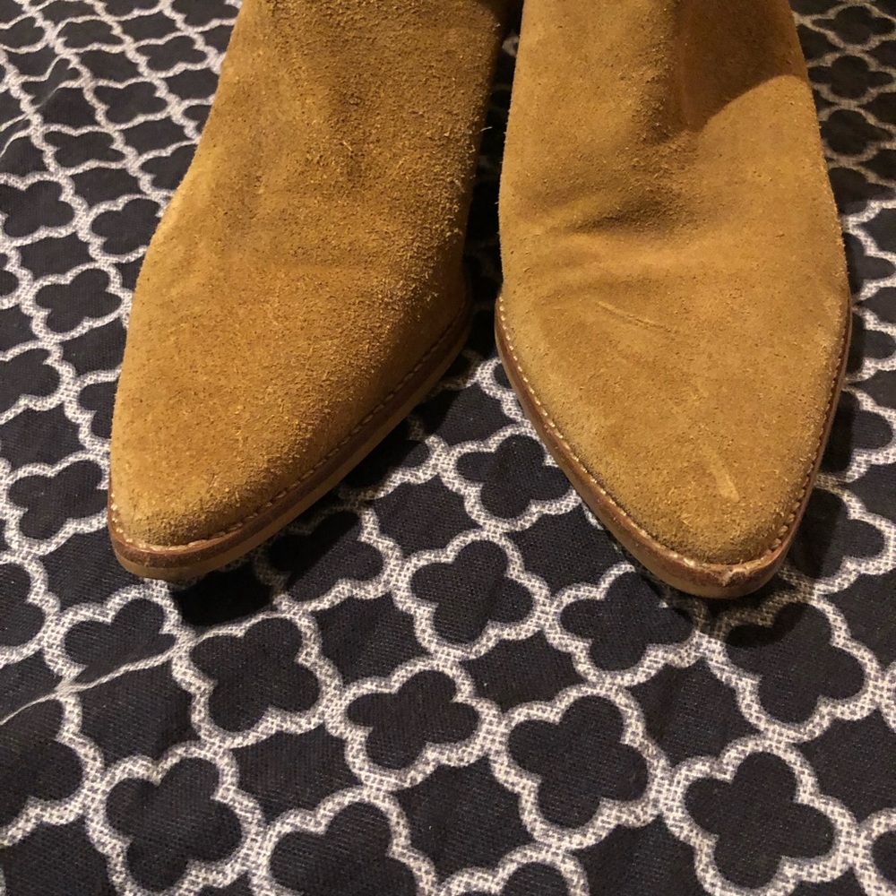 Matisse Yellow Suede Pointed Ankle Booties - Picture 3 of 9